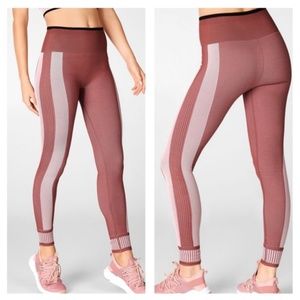 FABLETICS HIGH-WAISTED SEAMLESS Mesa Rosa Leggings